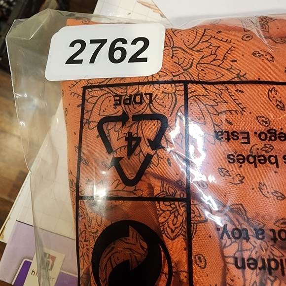 Torrid medallion tiered skater skirt size 1 - Picture 9 of 9